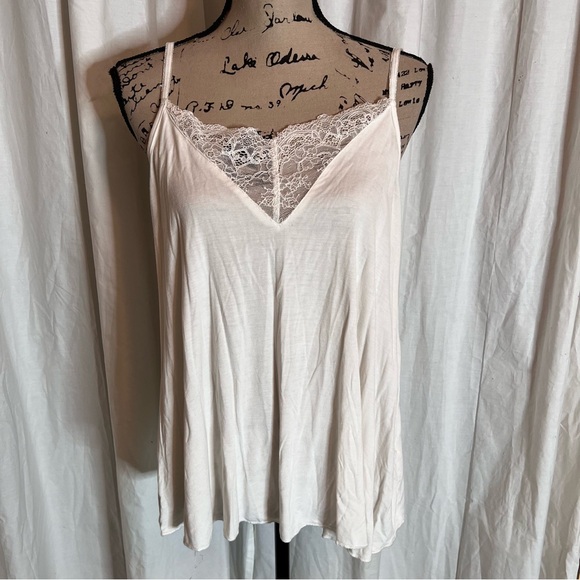 💚POL white tank - Picture 2 of 7